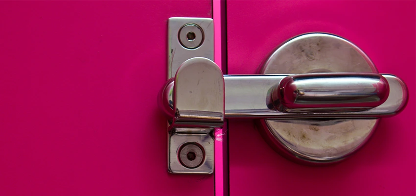 Childproof Gate Lock in Pembroke Pines, Florida