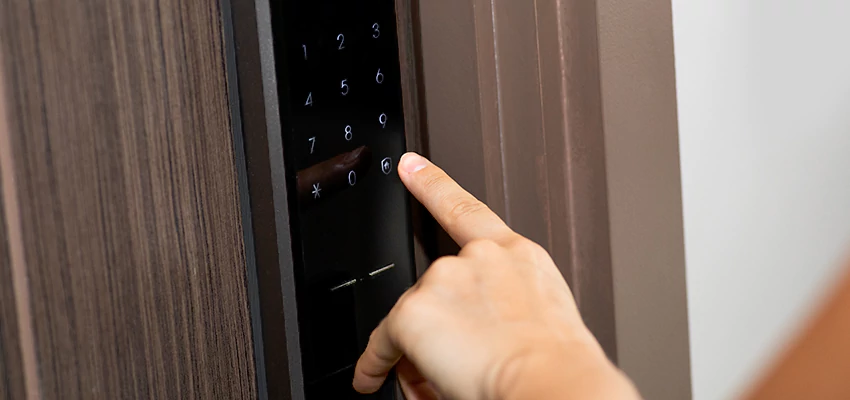 Smart Electric Locks Replacement Services in Pembroke Pines, FL