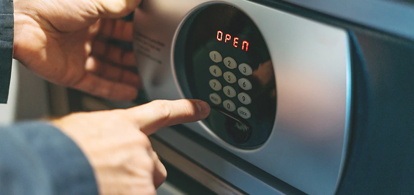 Cash Safe Openers in Pembroke Pines, Florida