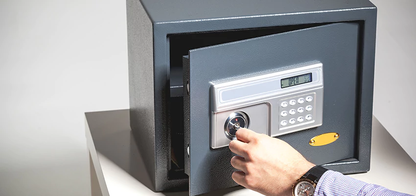 Jewelry Safe Unlocking Service in Pembroke Pines, Florida