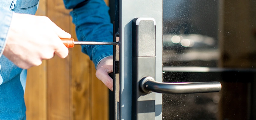 Aluminium Door Lock Replacement in Pembroke Pines, Florida